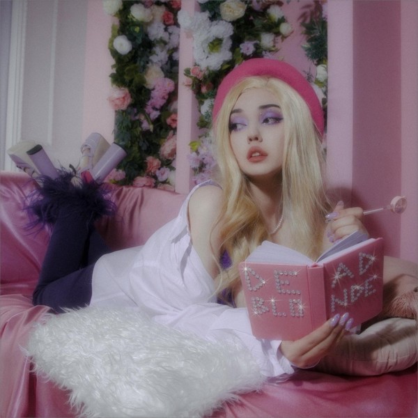 DEAD BLONDE — Всего лишь друг