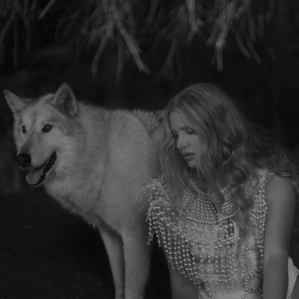 Lana Del Rey — Chemtrails Over The Country Club